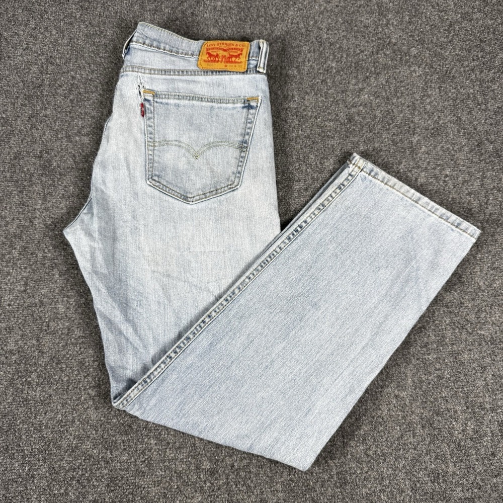 Levis 505 Regular Fit Jeans Mens 36x32 Light Wash Blue Straight Leg Denim